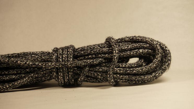Rope: Dyneema Soft Braid Core, Polyester Cover 9MM